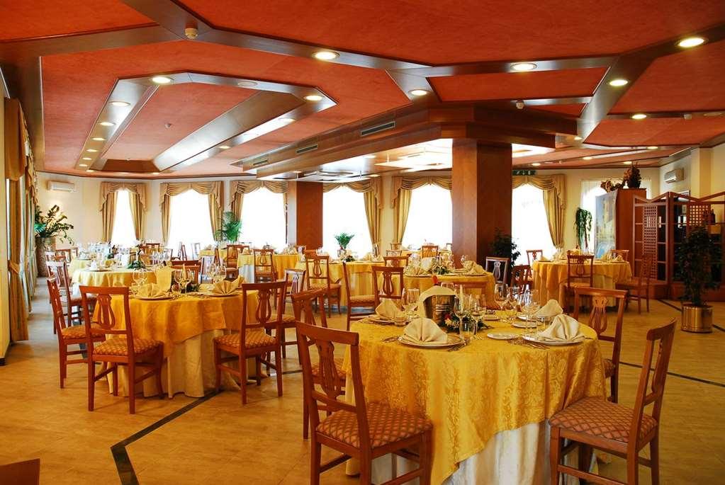 Park Hotel Imperatore Adriano Тиволи Ресторан фото