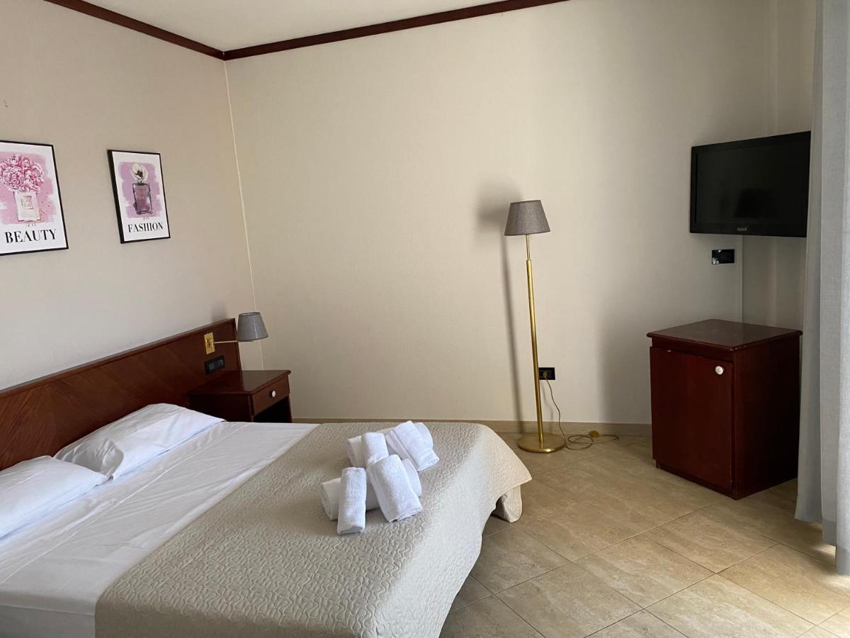 Park Hotel Imperatore Adriano Тиволи Экстерьер фото